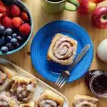 Mini Cinnamon Rolls: a Bakery Recipe 6 Mini Cinnamon Rolls: a Bakery Recipe