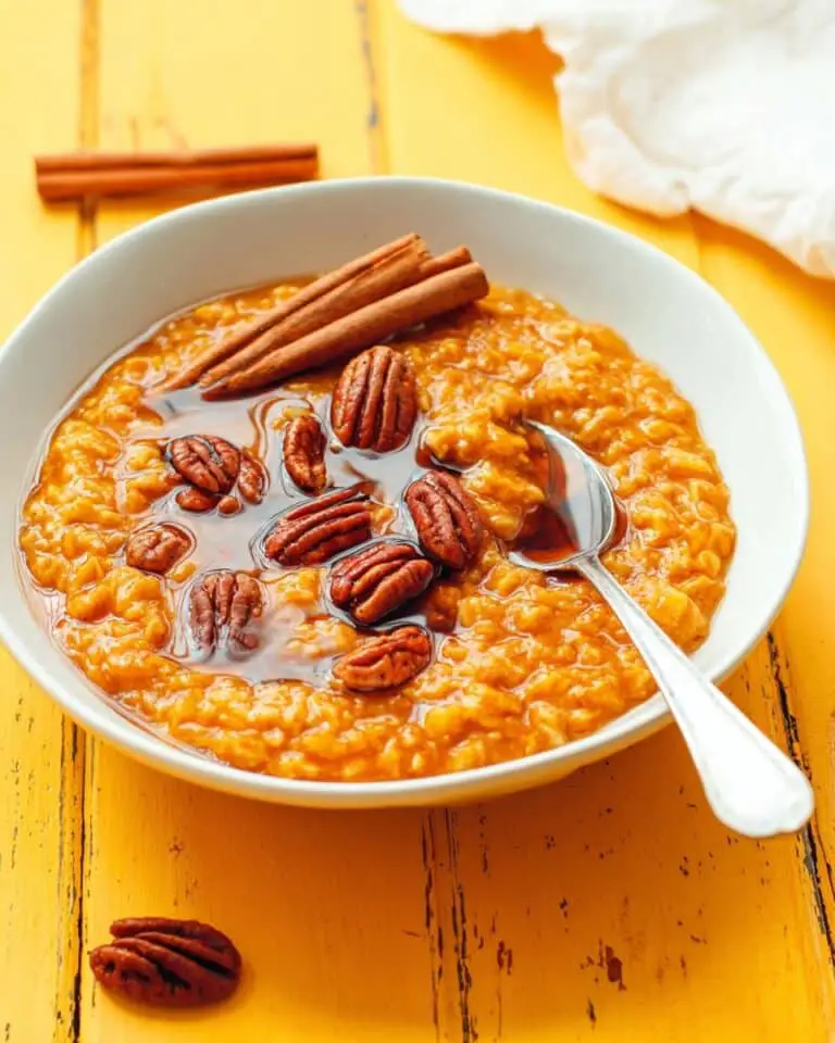 10-Minute Pumpkin Oatmeal Recipe