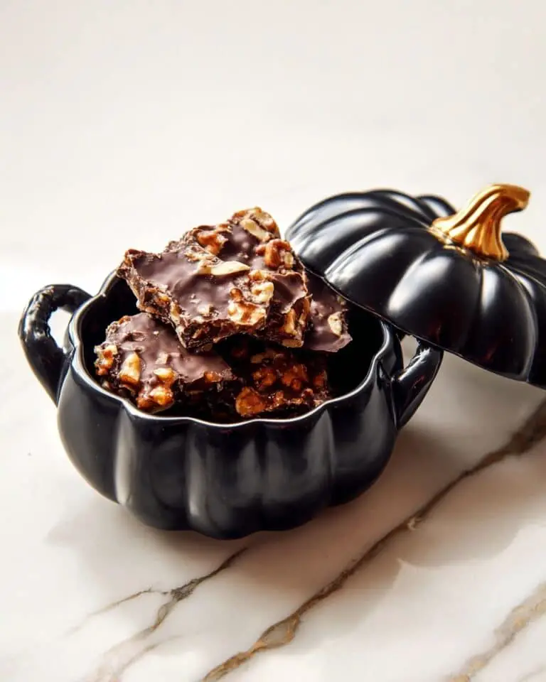 Dark Chocolate Pumpkin Date Bark Recipe